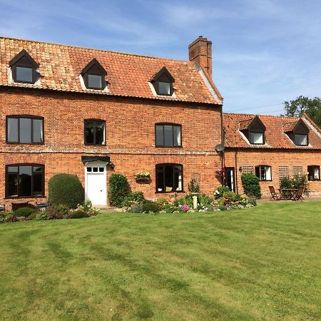 Dairy Cottage Cockley Cley Экстерьер фото