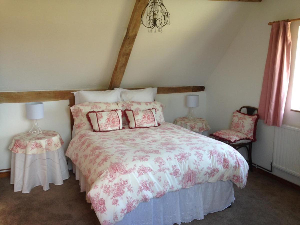 Dairy Cottage Cockley Cley Экстерьер фото