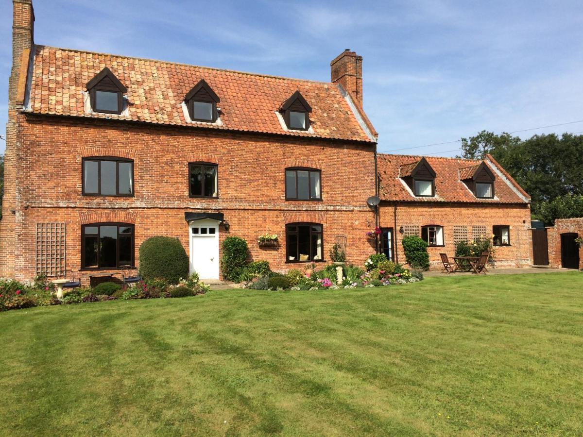 Dairy Cottage Cockley Cley Экстерьер фото