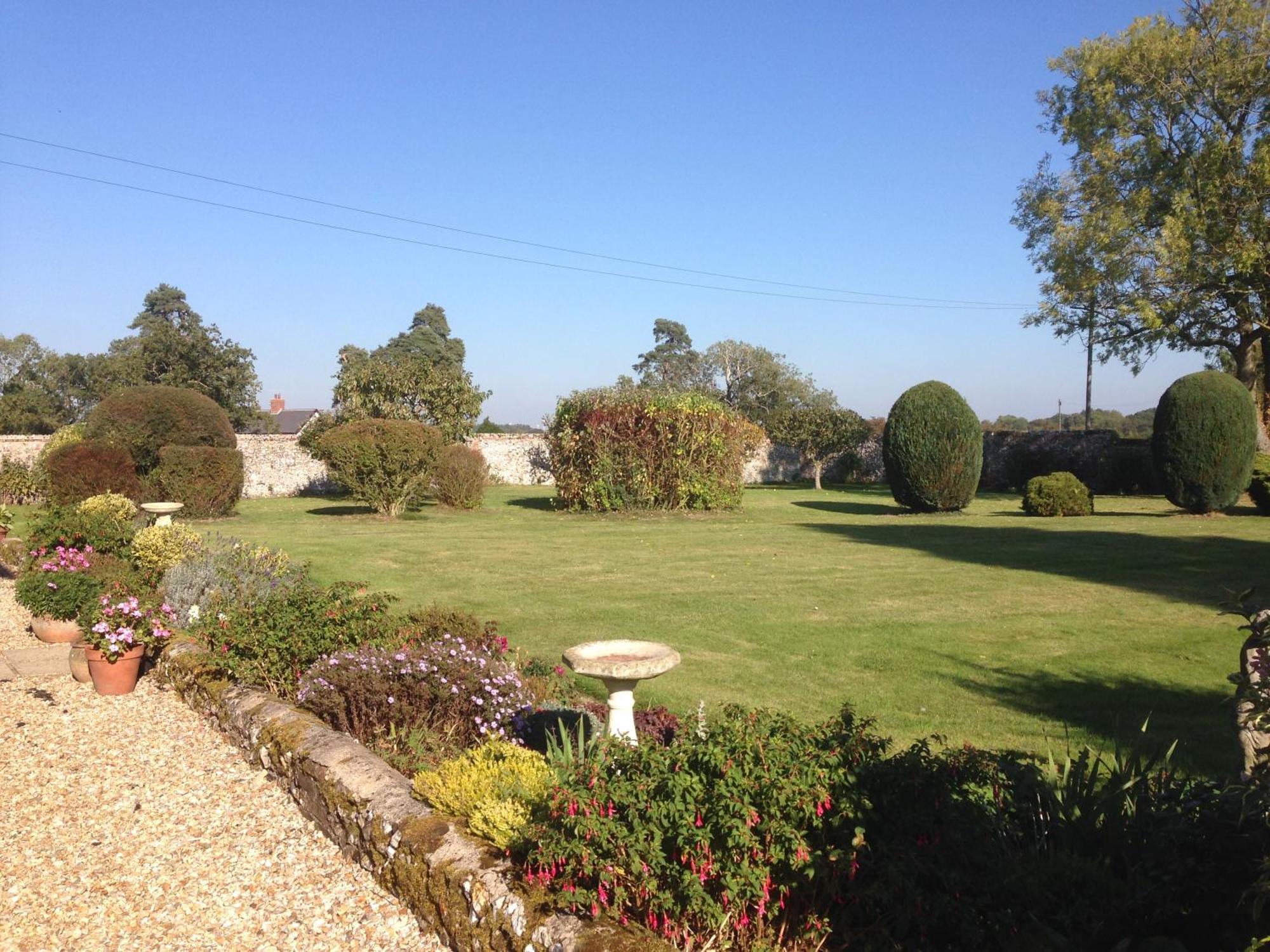 Dairy Cottage Cockley Cley Экстерьер фото